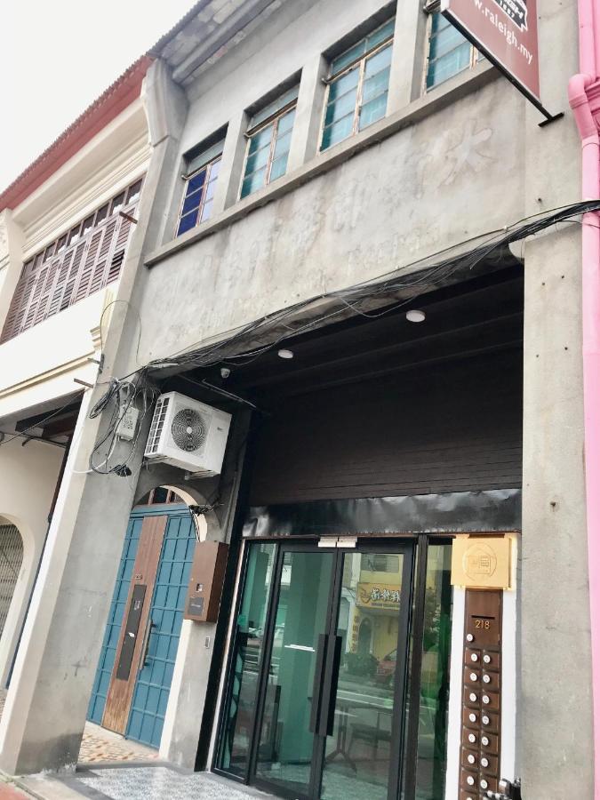 Reunion Carnarvon Hotel George Town Exterior photo